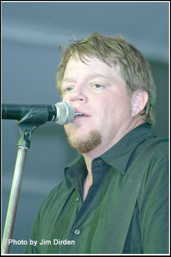 sponsors_pat-green_ccmf2010_dvd1_4090