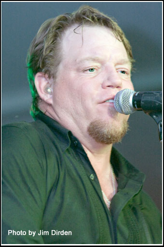 sponsors_pat-green_ccmf2010_dvd1_4105