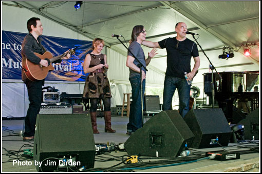 cohn_browne-colvin_ccmf2011_dvd2_0141