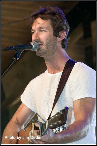 house-griffin_ccmf2012_dvd1_1496