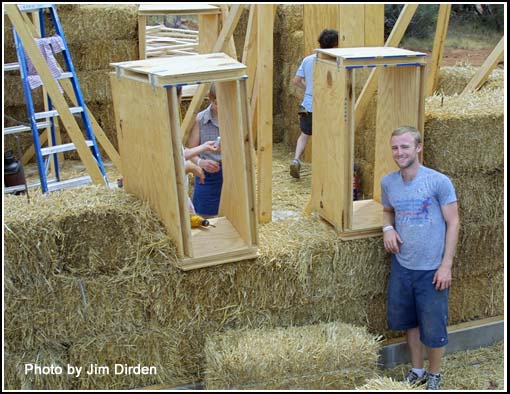 straw-house_hmf03_cd1_0486