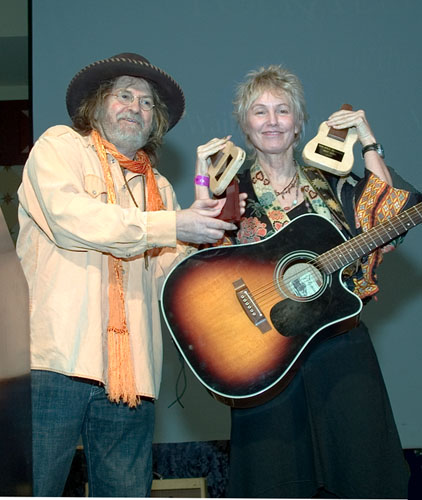 awards_hubbard-gilkyson_ifac06_cd6_3677