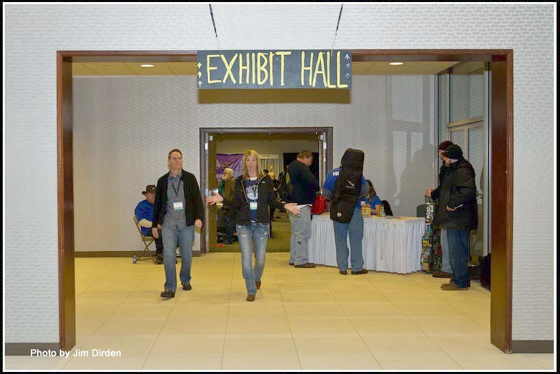 exhibit-hall_music-fair_ifac2015_03_7280