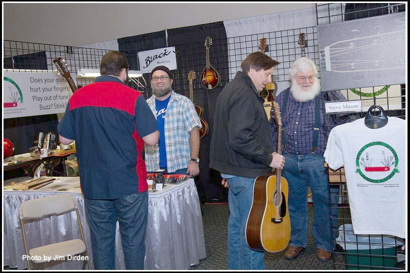 exhibit-hall_music-fair_ifac2015_03_7296