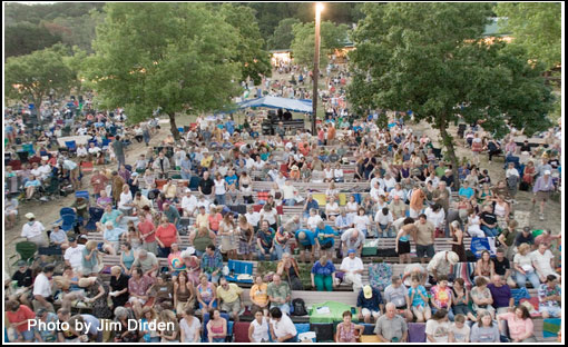 crowd_kff07_dvd6_6009