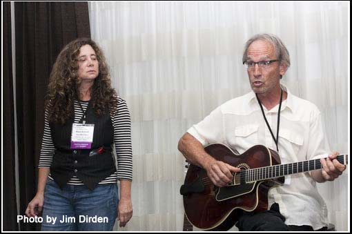 paper-moonshiners_swrfa2013_in-room-showcase_02_4722
