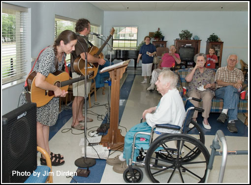 outreach_farm-couple_wgff06_dvd1_1574