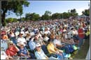 crowd_oibf02_cd3a_1132