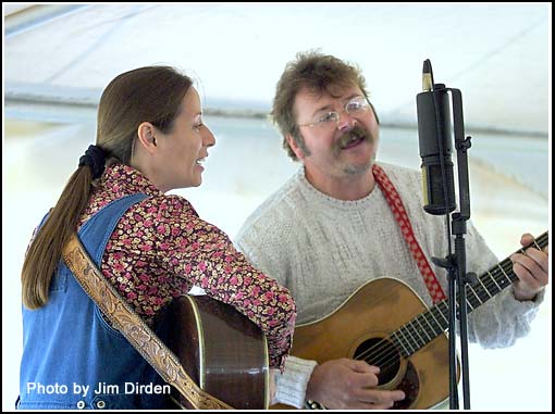 farm-couple_oibf03_cd1_0030